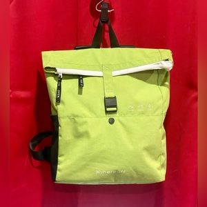 Sherpani Miyako, Nylon Backpack with Coin Purse in Palm